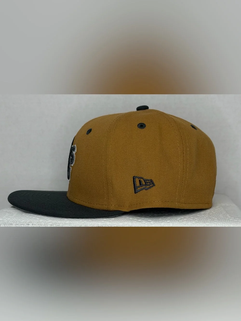 New Era Oakland A’s 59FIFTY Fitted Hat Size 7 Gold Black NWT MLB